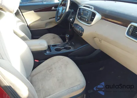 2017 Kia Sorento 2.4L Lx z USA, uszkodzony, nr VIN 5XYPG4A39HG194561